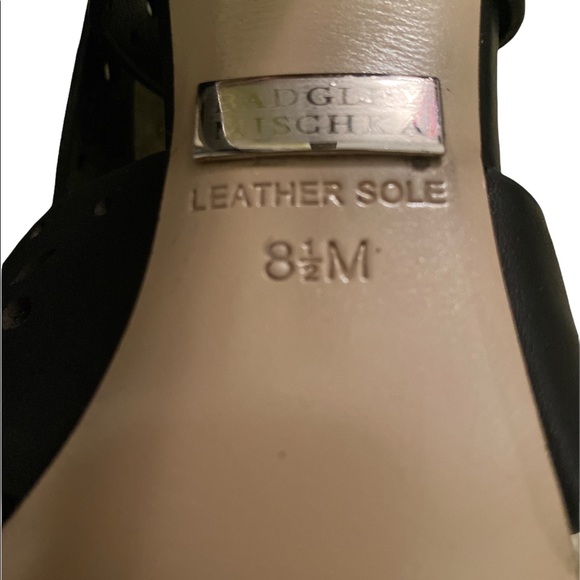 Badgley Mischka Black Laser Cut Strappy Heeled Sandals - 8.5 - Picture 13 of 14